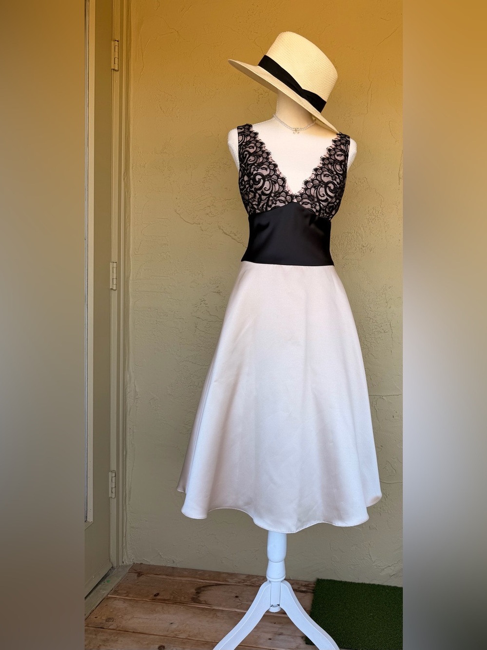 Laundry By Shelli Segal Black Lace Bodice Blush Midi Dress /Vintage - Picture 3 of 10